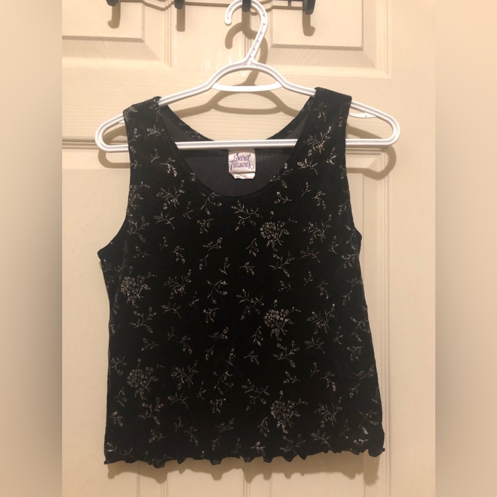 Vintage Secret Treasures Velvety Crop Top Size Small